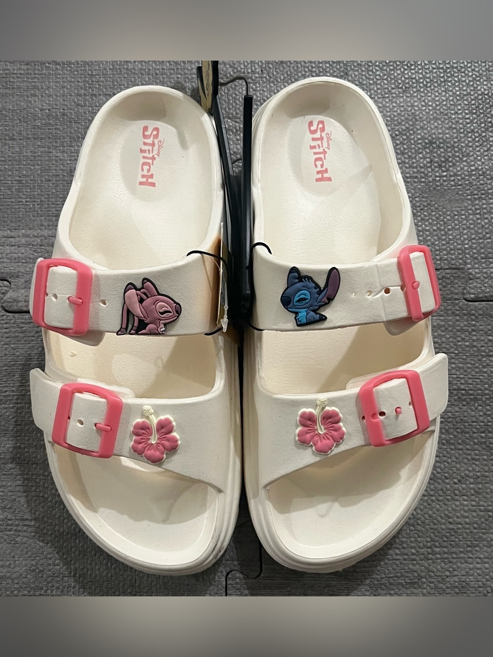 Disney Stitch White/Pink Double Buckle Lightweight Slide Sandals Women’s US 10